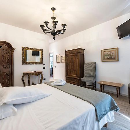 Rooms Alla Loggia Del Castello Trento Exterior foto