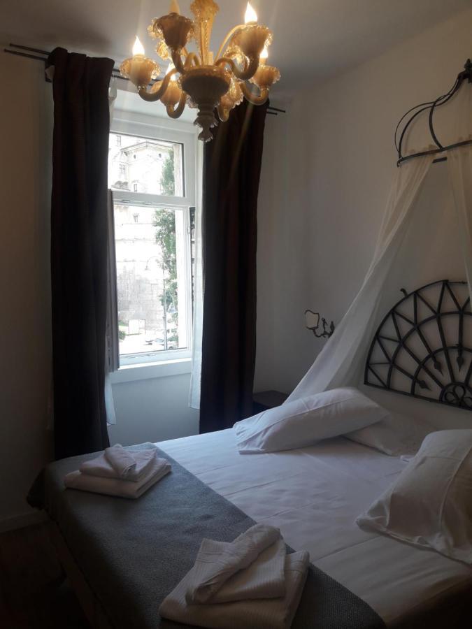 Rooms Alla Loggia Del Castello Trento Exterior foto